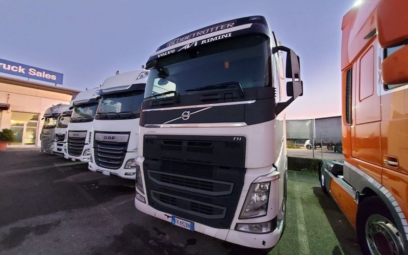 Volvo FH 460 - VEICOLI INDUSTRIALI PIVA S.R.L.